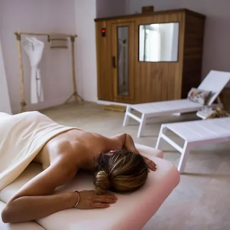 La Maison Charlelie Holiday home